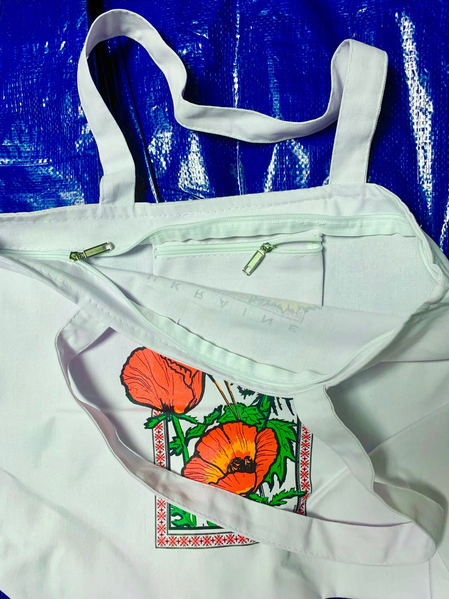 Sunflower Poppy/Maky Zippered Tote Bag